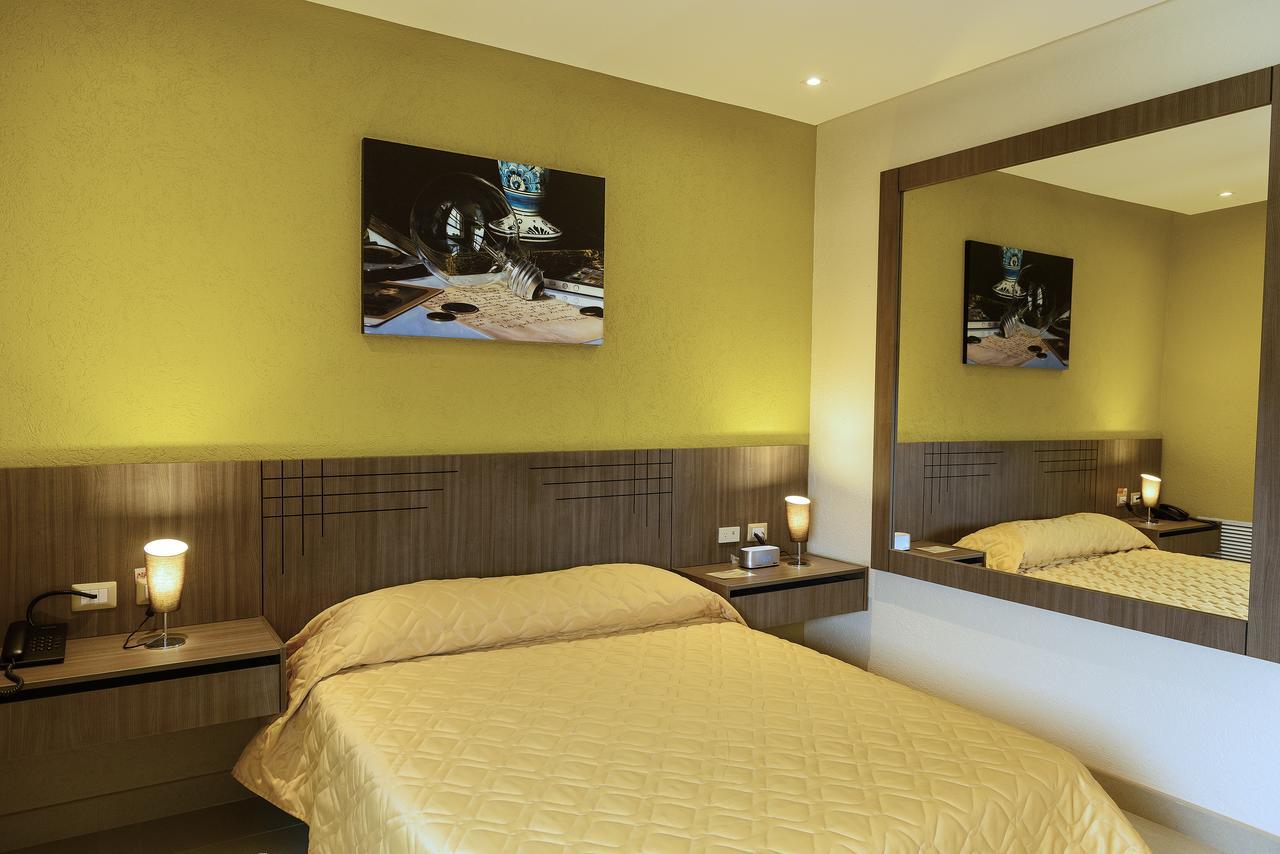 Np Hotel Y Suites Γκουαγιακίλ Εξωτερικό φωτογραφία