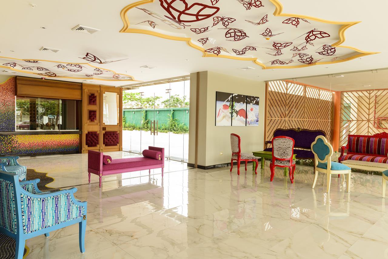 Np Hotel Y Suites Γκουαγιακίλ Εξωτερικό φωτογραφία