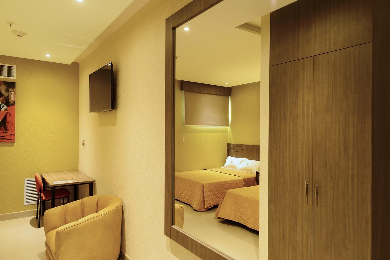 Np Hotel Y Suites Γκουαγιακίλ Εξωτερικό φωτογραφία